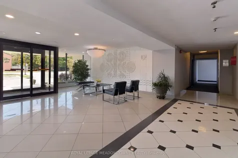 2301 Derry Road W Mississauga ON L5N 2R4