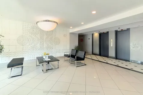 2301 Derry Road W Mississauga ON L5N 2R4