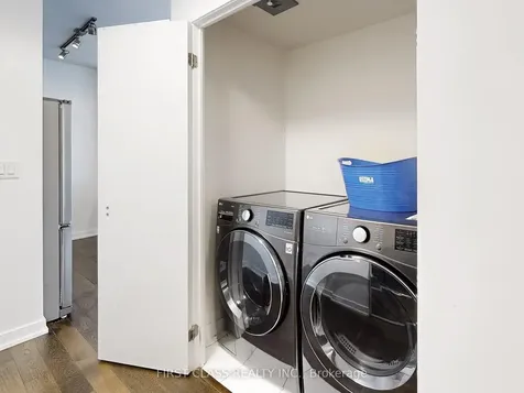 4011 Brickstone Mews Mississauga ON L5B 0J7