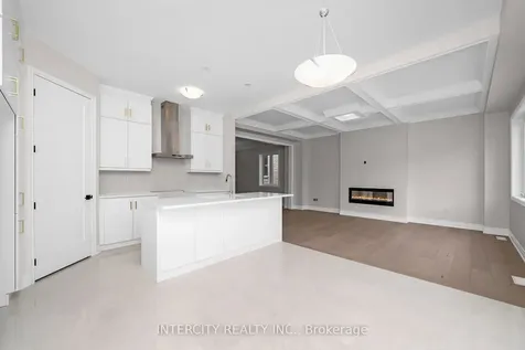 15 Keyworth Crescent Brampton ON L6R 4G3