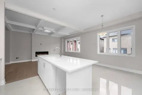 15 Keyworth Crescent Brampton ON L6R 4G3