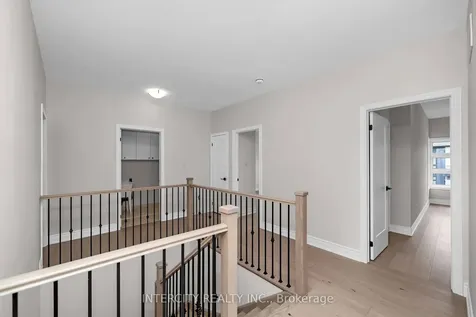 15 Keyworth Crescent Brampton ON L6R 4G3