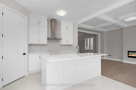 15 Keyworth Crescent Brampton ON L6R 4G3