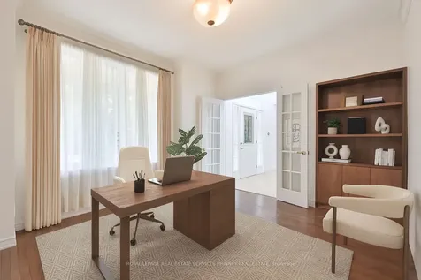 2165 Stavebank Road Mississauga ON L5C 1T3