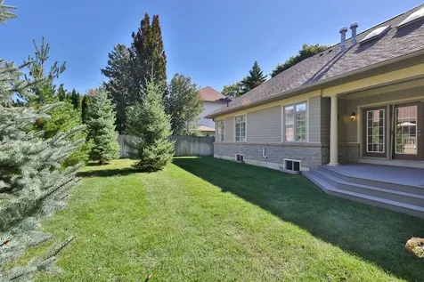 2165 Stavebank Road Mississauga ON L5C 1T3