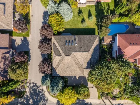 2165 Stavebank Road Mississauga ON L5C 1T3