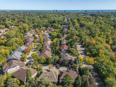 2165 Stavebank Road Mississauga ON L5C 1T3