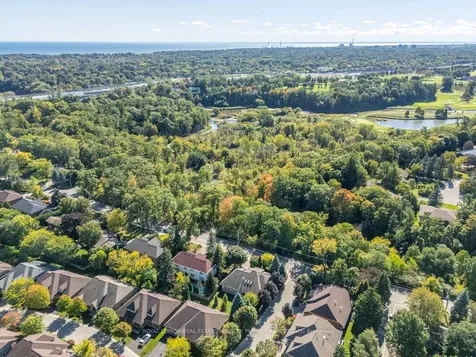 2165 Stavebank Road Mississauga ON L5C 1T3