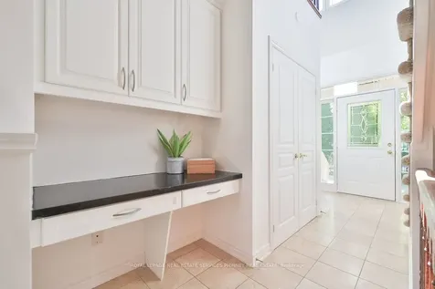 2165 Stavebank Road Mississauga ON L5C 1T3