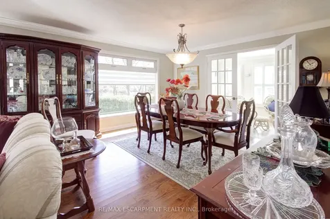 1233 Havendale Boulevard Burlington ON L7P 3S1