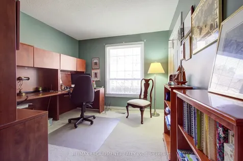 1233 Havendale Boulevard Burlington ON L7P 3S1