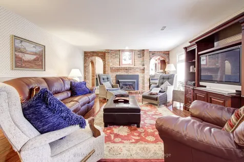 1233 Havendale Boulevard Burlington ON L7P 3S1