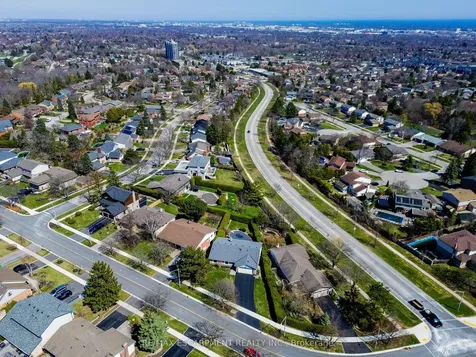 1233 Havendale Boulevard Burlington ON L7P 3S1