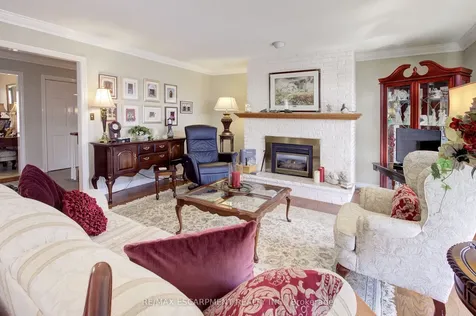 1233 Havendale Boulevard Burlington ON L7P 3S1