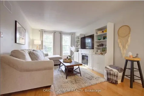 1706 Branchwood Park Mississauga ON L4W 2E6