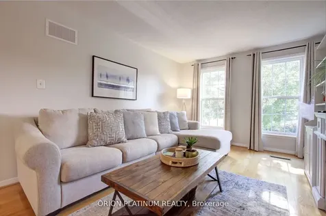 1706 Branchwood Park Mississauga ON L4W 2E6