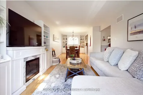 1706 Branchwood Park Mississauga ON L4W 2E6