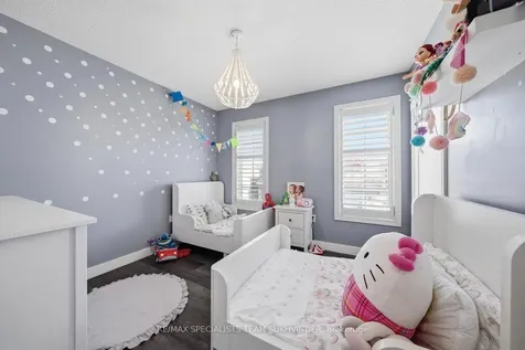 42 Delphinium Way Brampton ON L7A 0N4