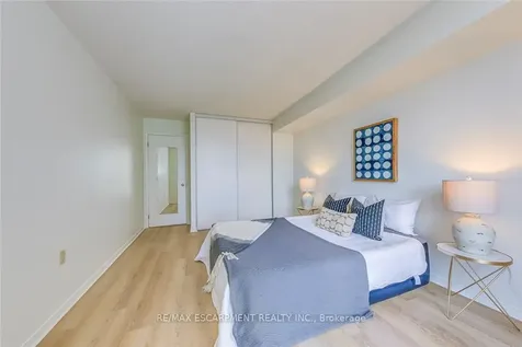 5080 Pinedale Avenue Burlington ON L7L 5V7