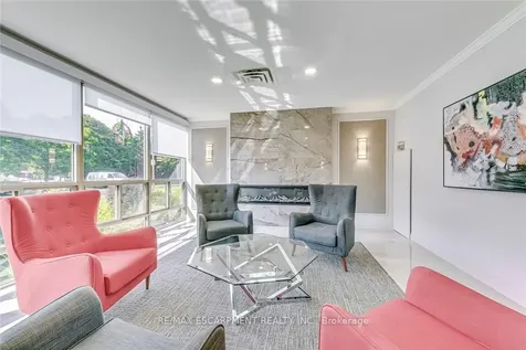 5080 Pinedale Avenue Burlington ON L7L 5V7