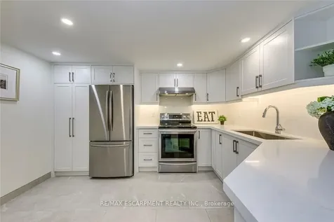 5080 Pinedale Avenue Burlington ON L7L 5V7