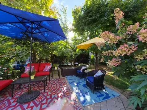 75 Royal Valley Drive S Caledon ON L7C 1A2