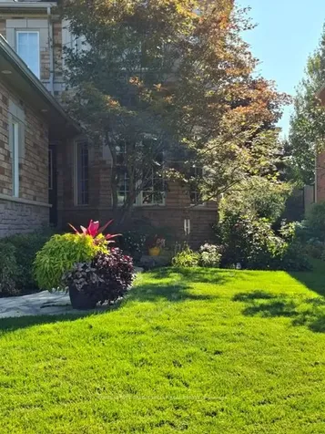75 Royal Valley Drive S Caledon ON L7C 1A2