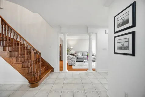 75 Royal Valley Drive S Caledon ON L7C 1A2