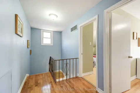 59 Joseph Street Toronto ON M9N 2H9