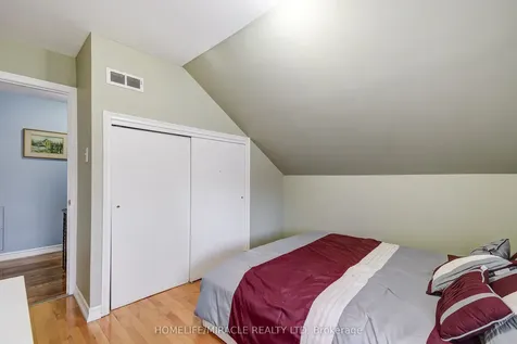 59 Joseph Street Toronto ON M9N 2H9