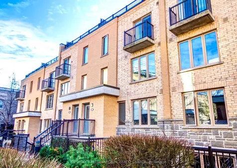 7 Foundry Avenue Toronto ON M6H 0B7