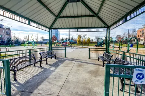 7 Foundry Avenue Toronto ON M6H 0B7
