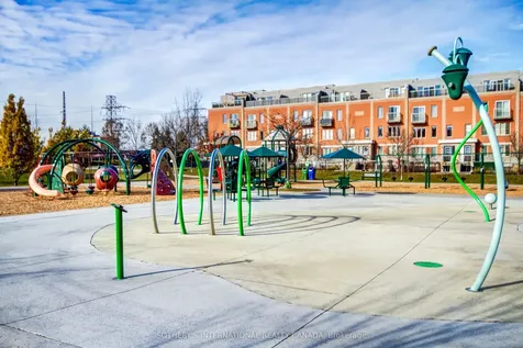 7 Foundry Avenue Toronto ON M6H 0B7