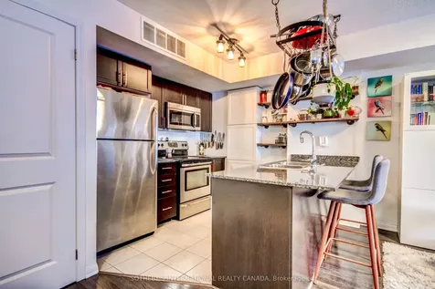 7 Foundry Avenue Toronto ON M6H 0B7