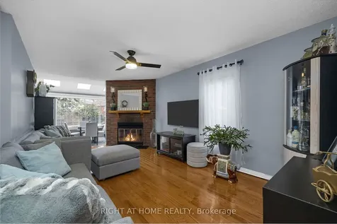 3038 Hillis Court Mississauga ON L5N 5A4