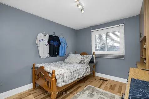 3038 Hillis Court Mississauga ON L5N 5A4