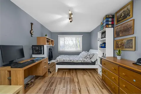 3038 Hillis Court Mississauga ON L5N 5A4