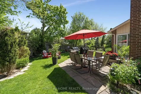 3038 Hillis Court Mississauga ON L5N 5A4