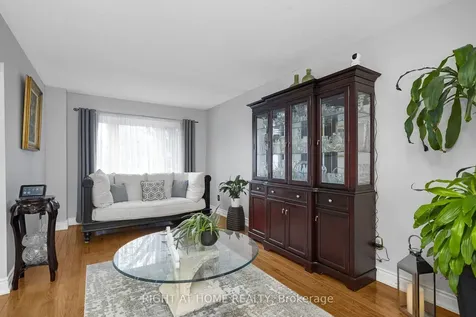 3038 Hillis Court Mississauga ON L5N 5A4