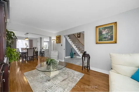 3038 Hillis Court Mississauga ON L5N 5A4