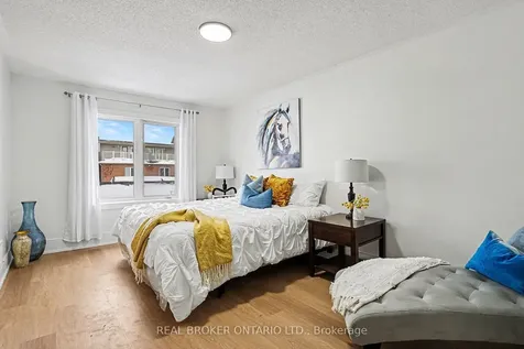16 Leitch Avenue Toronto ON M3J 3P2