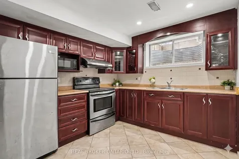 16 Leitch Avenue Toronto ON M3J 3P2