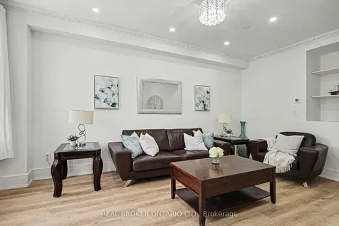16 Leitch Avenue Toronto ON M3J 3P2