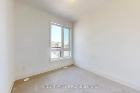 3320 Taha Gardens Oakville ON L6M 4K1