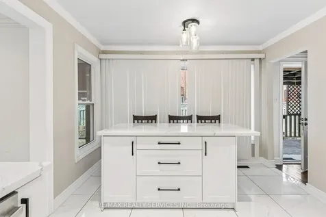 4 Burt Drive Brampton ON L6X 3H6