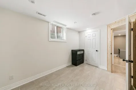 4 Burt Drive Brampton ON L6X 3H6