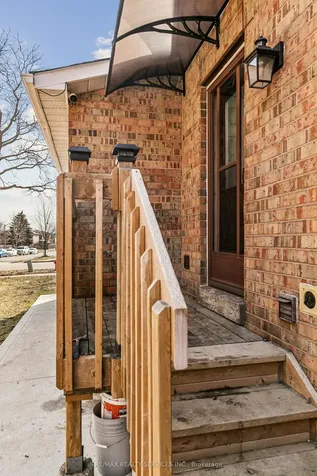 4 Burt Drive Brampton ON L6X 3H6