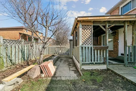 4 Burt Drive Brampton ON L6X 3H6