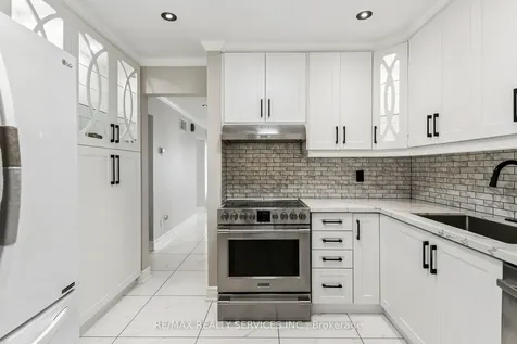 4 Burt Drive Brampton ON L6X 3H6