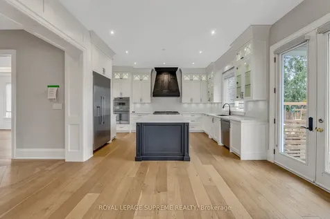 477 Candler Road Oakville ON L6J 2V5